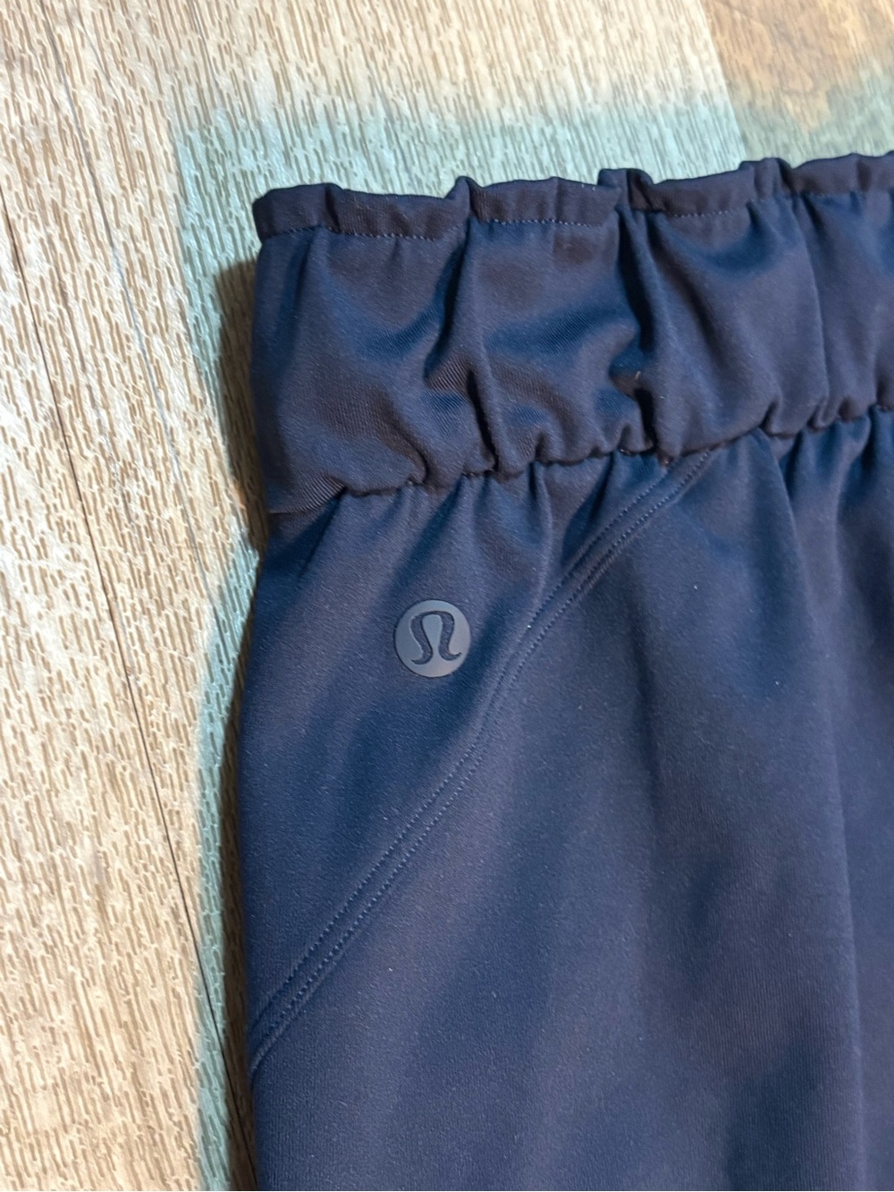 LULULEMON NAVY BLUE ON THE FLY JOGGERS SIZE 6 - Picture 5 of 7